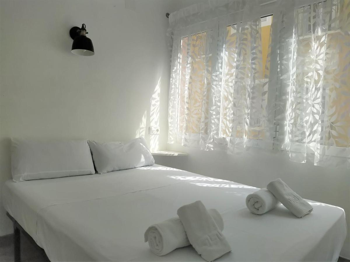 Luceros Apartamentos Alicante Eksteriør billede