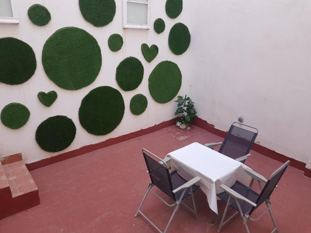 Luceros Apartamentos Alicante Eksteriør billede